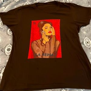Selena T shirt - Women’s size large - brown & red